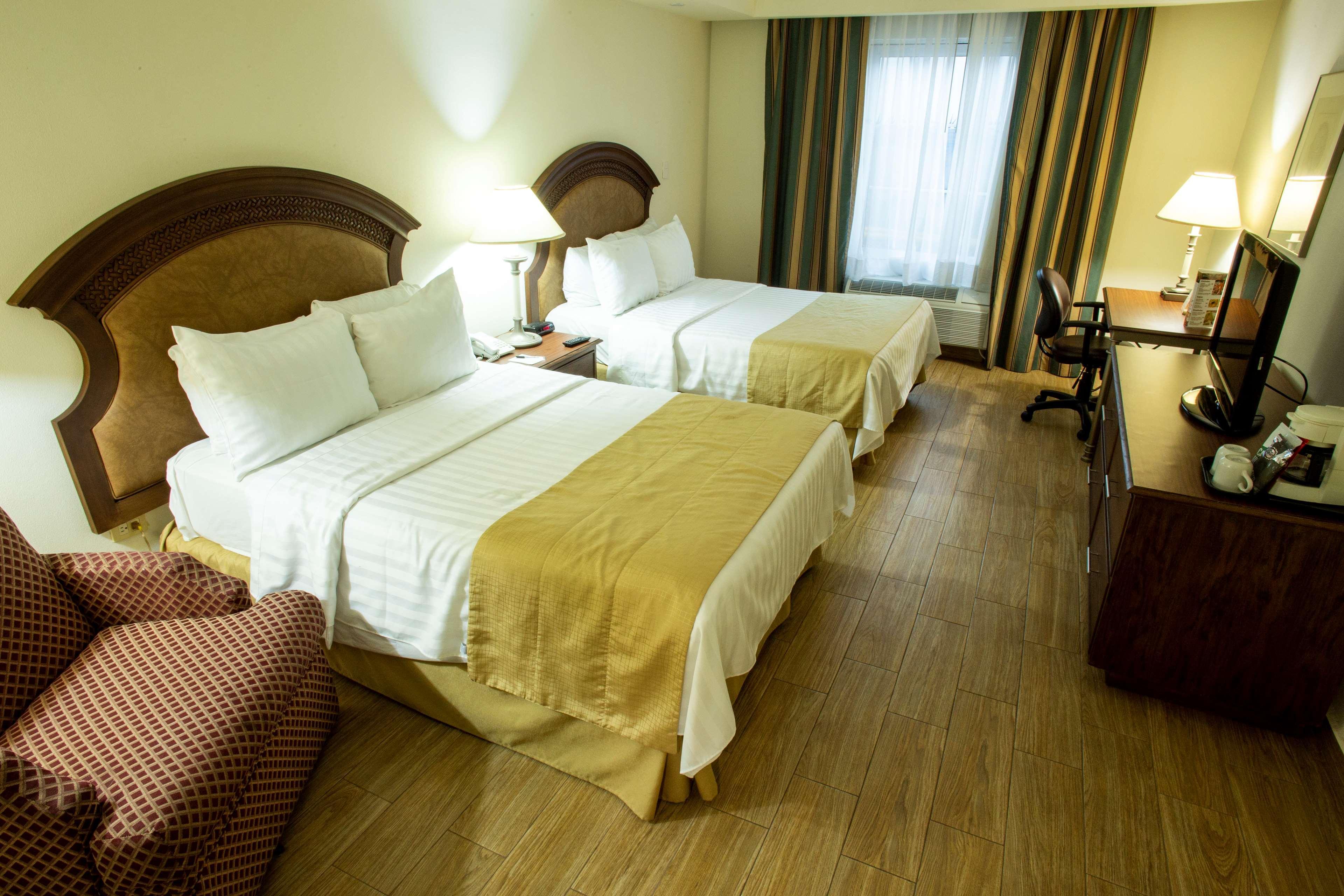 Best Western Plus Monterrey Colon Exterior foto