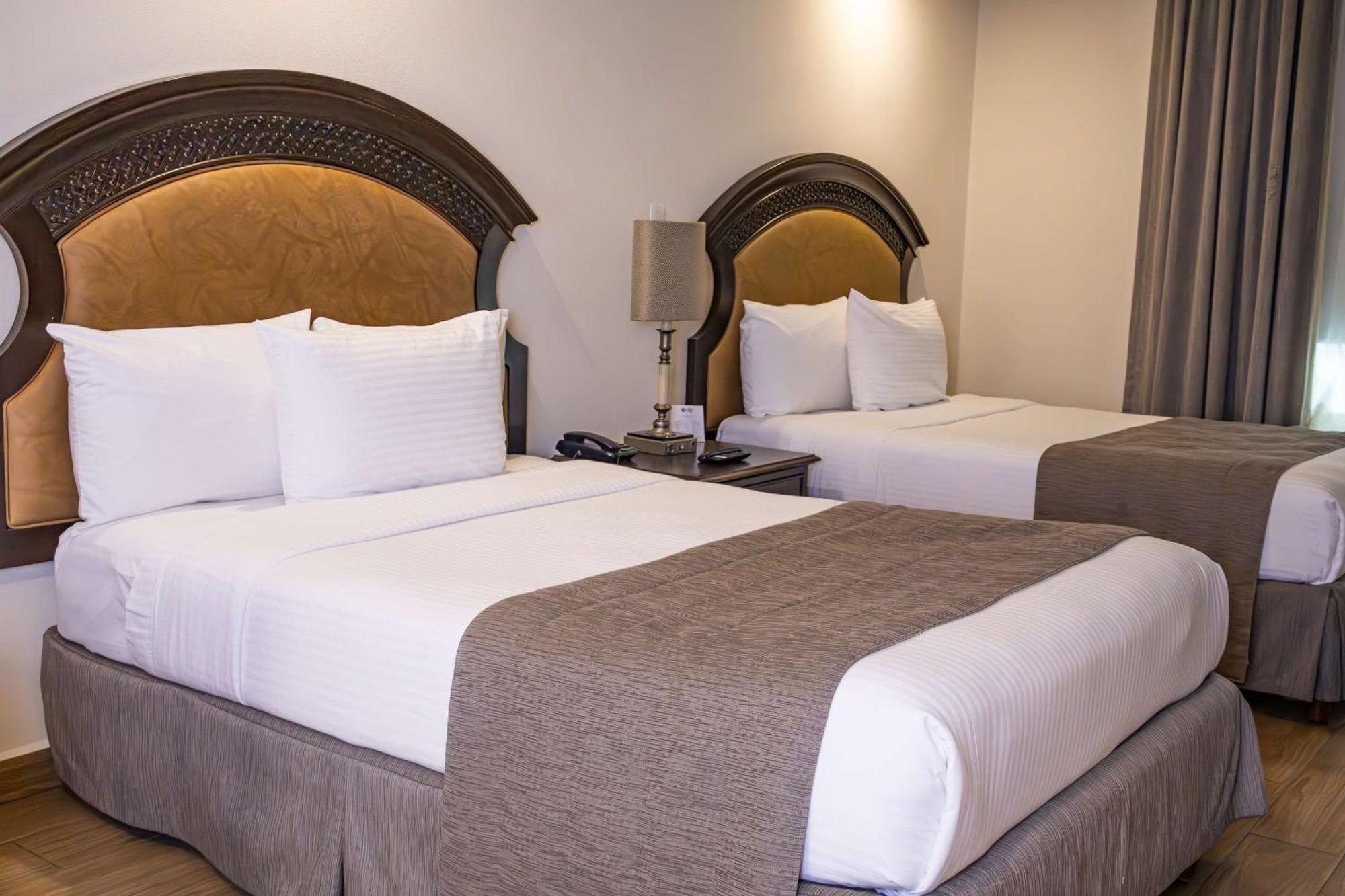 Best Western Plus Monterrey Colon Exterior foto
