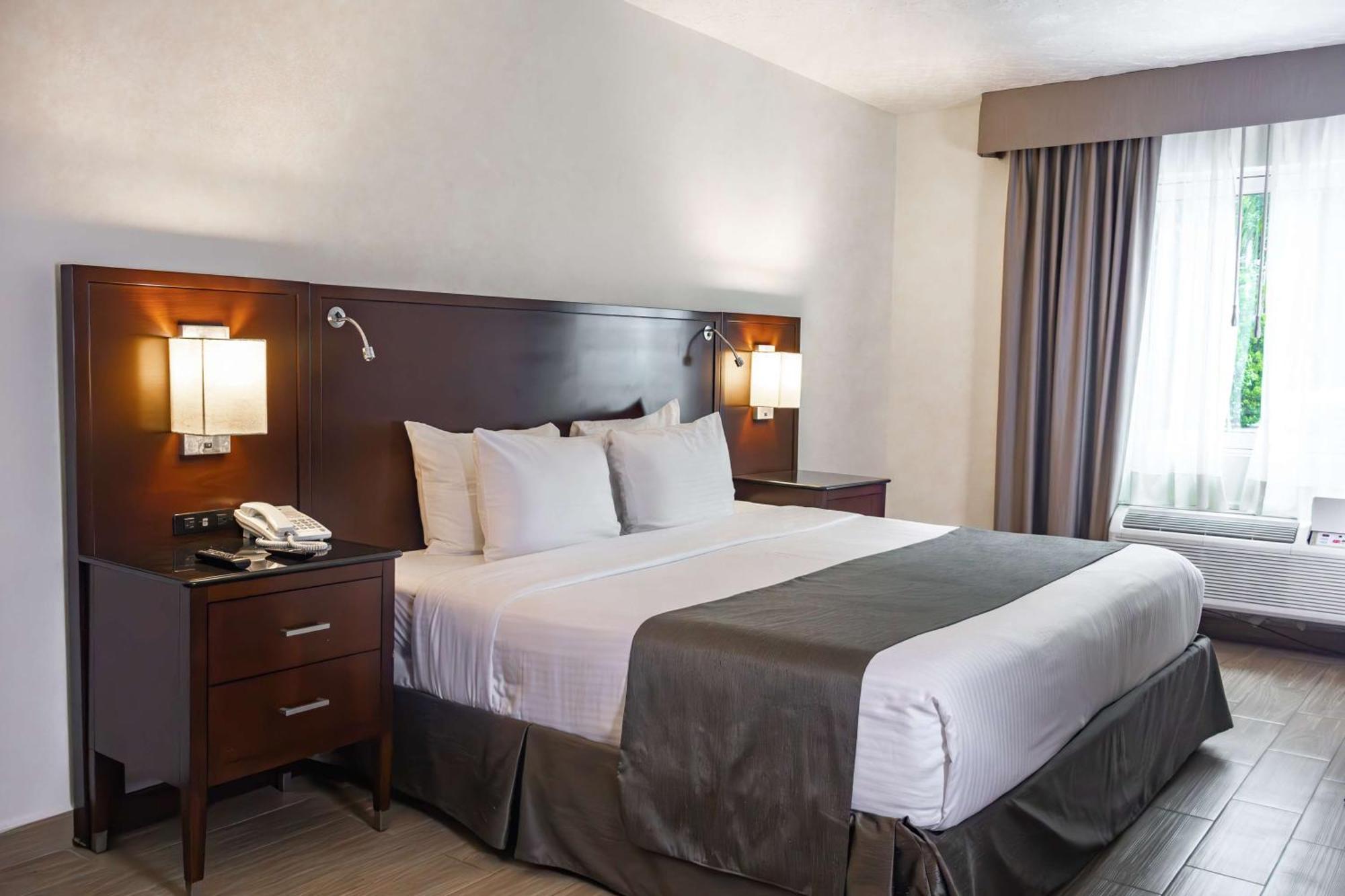 Best Western Plus Monterrey Colon Exterior foto