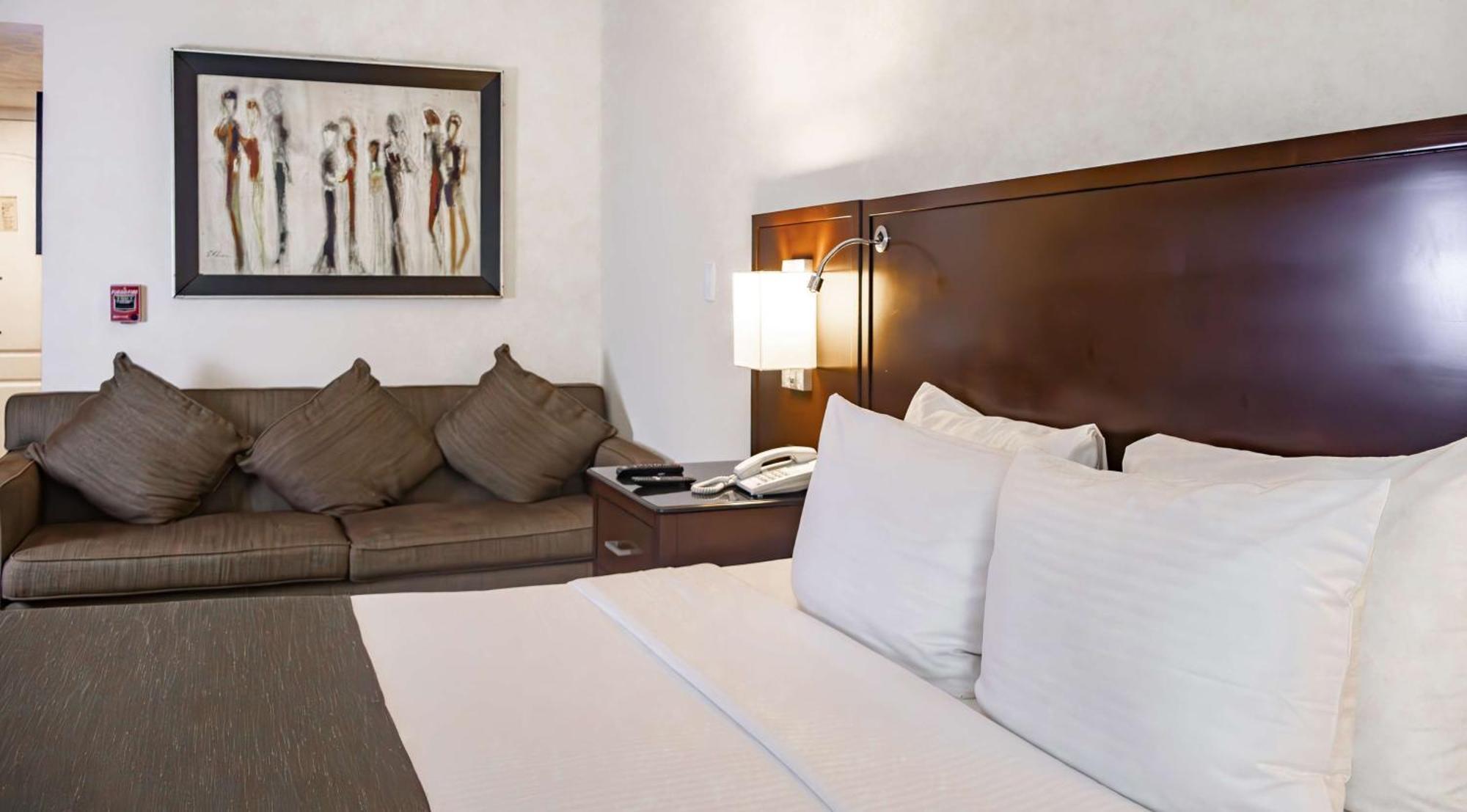 Best Western Plus Monterrey Colon Exterior foto