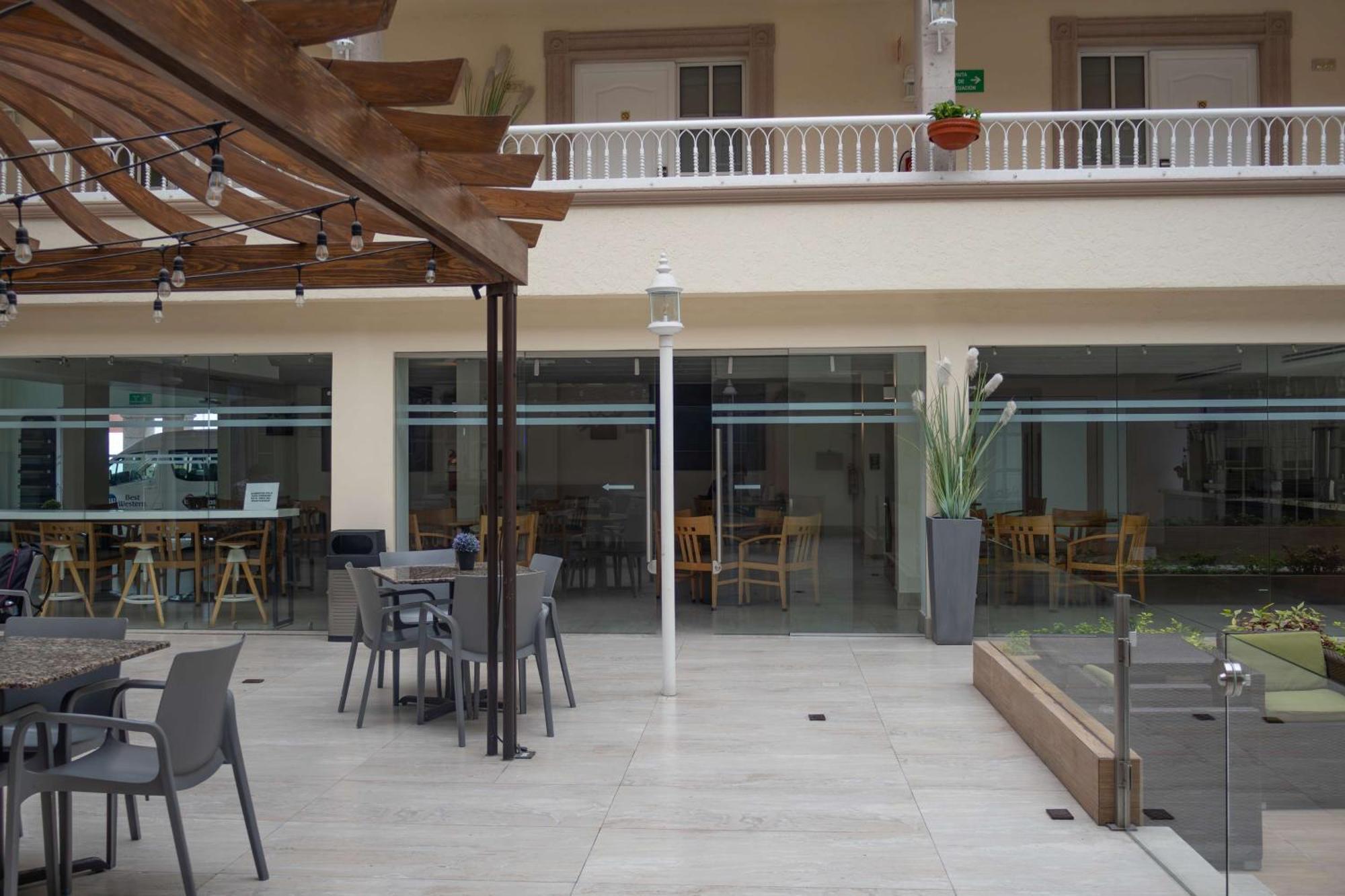 Best Western Plus Monterrey Colon Exterior foto