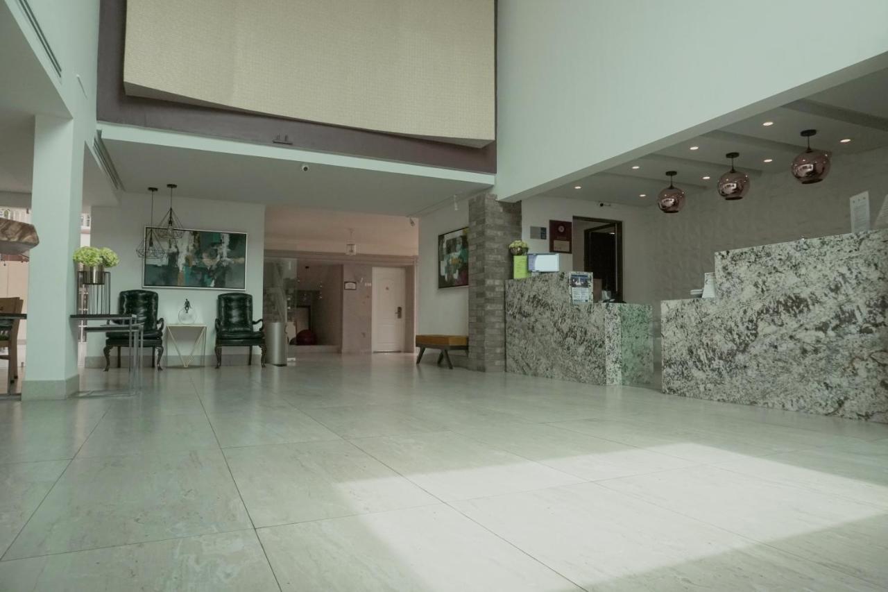Best Western Plus Monterrey Colon Exterior foto